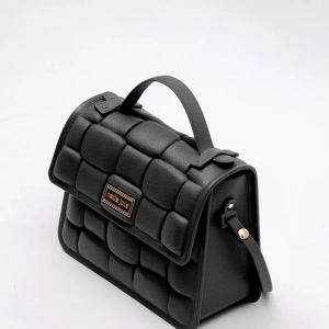 Bolsa Petite Jolie Vic Preta/Ouro - Image 2