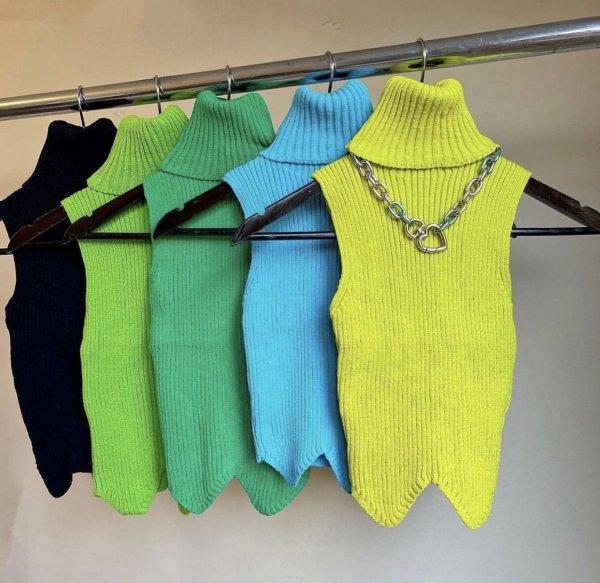 Cropped com Gola em Tricot - Cores - Imagem 2