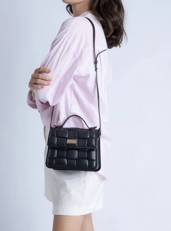 Bolsa Petite Jolie Vic Preta/Ouro - Imagem 5