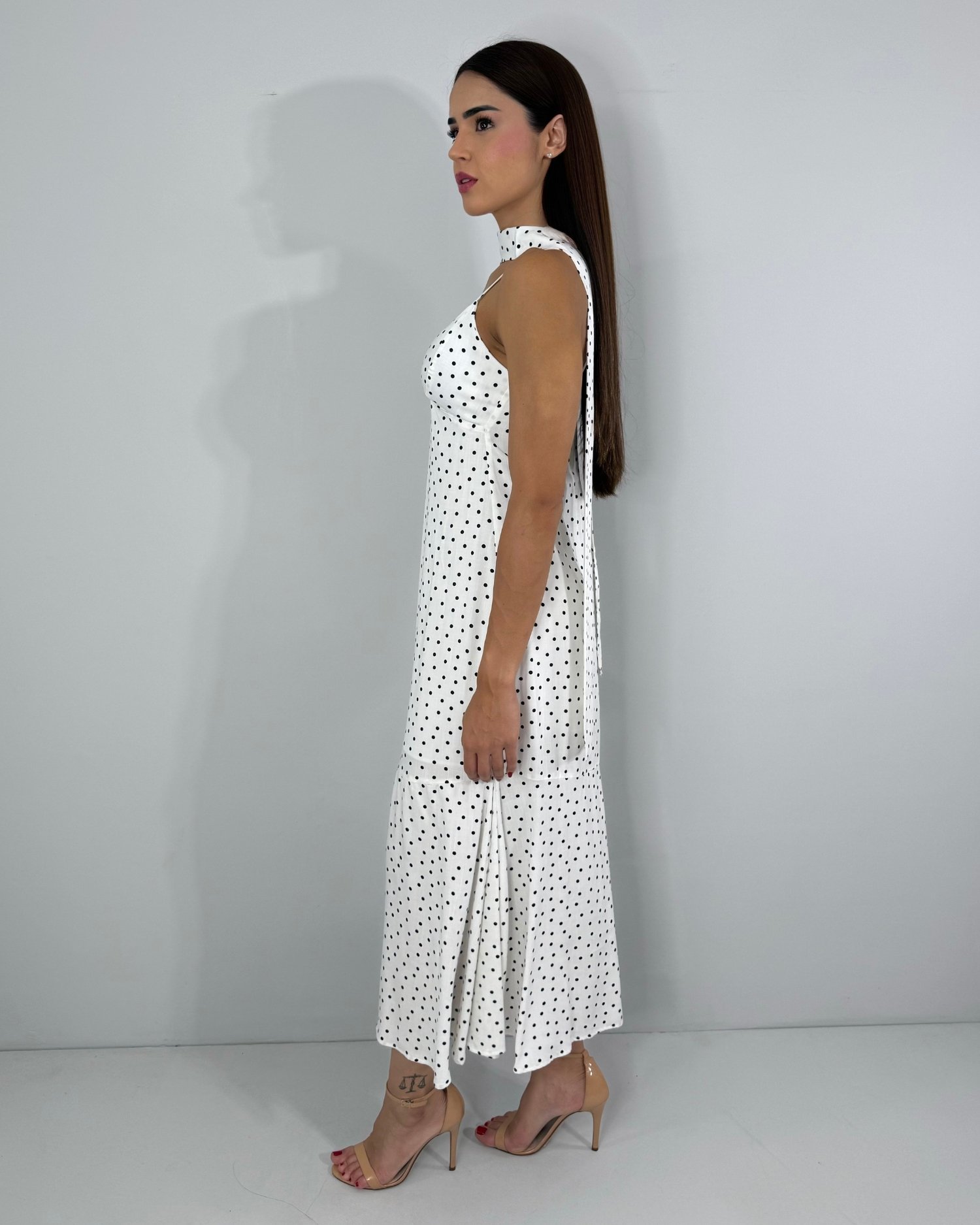 Vestido Carmem - Poá Fundo Branco - Image 4