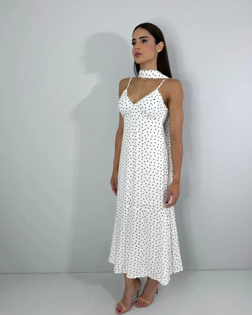 Vestido Carmem - Poá Fundo Branco, foto 3