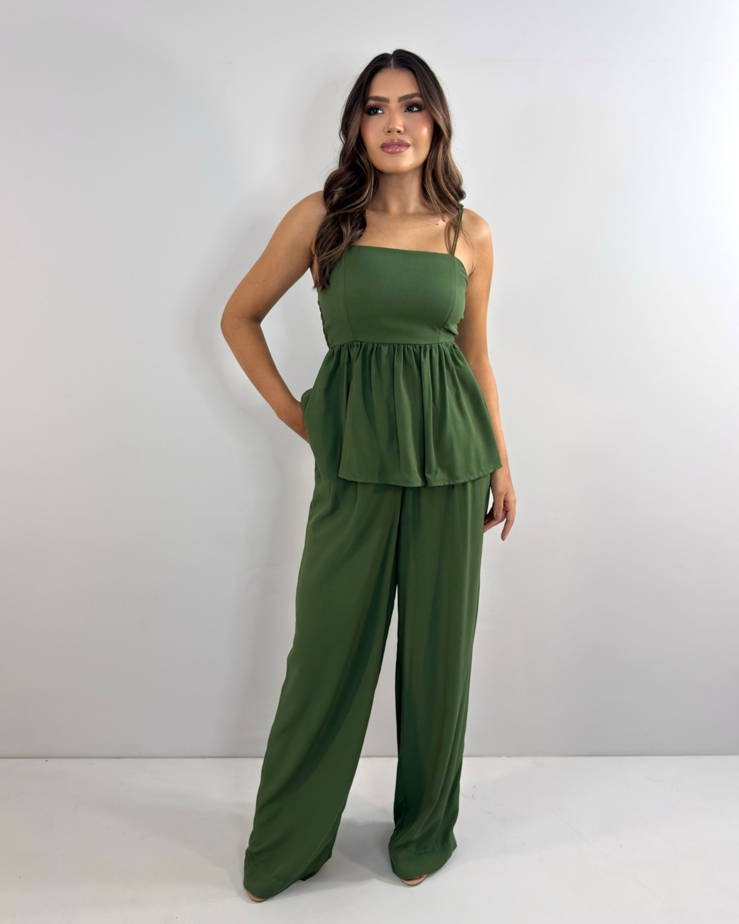 Conjunto Zendaya - Verde Militar - Image 3