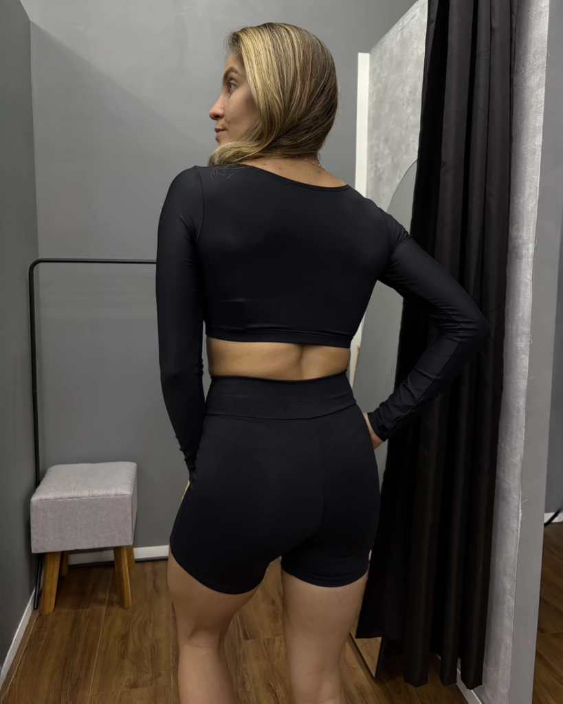 Cropped Manga Longa Preto, foto 2