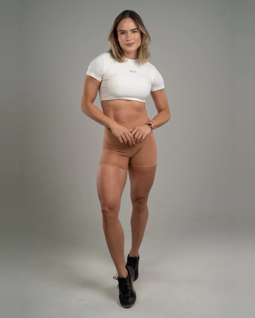 Cropped Manga Curta Offwhite