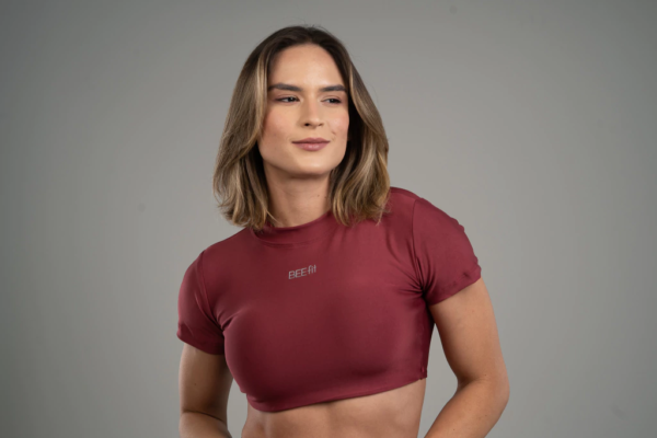 Cropped Manga Curta Vinho