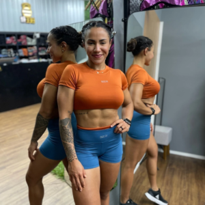 Cropped Manga Curta Terra Cota - Image 2