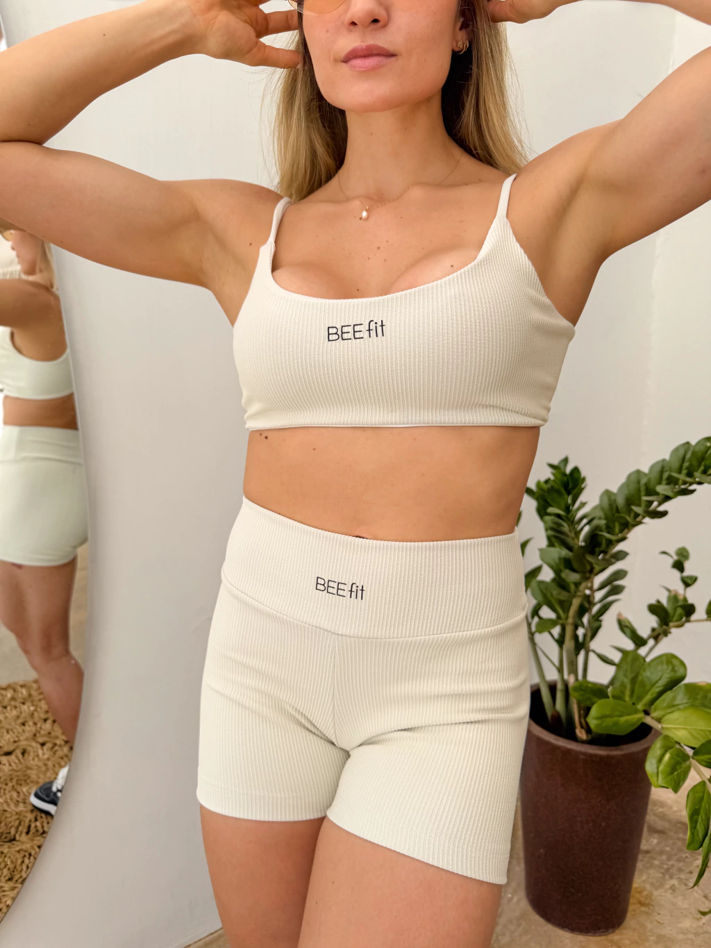 Short Linea Off White - Image 5