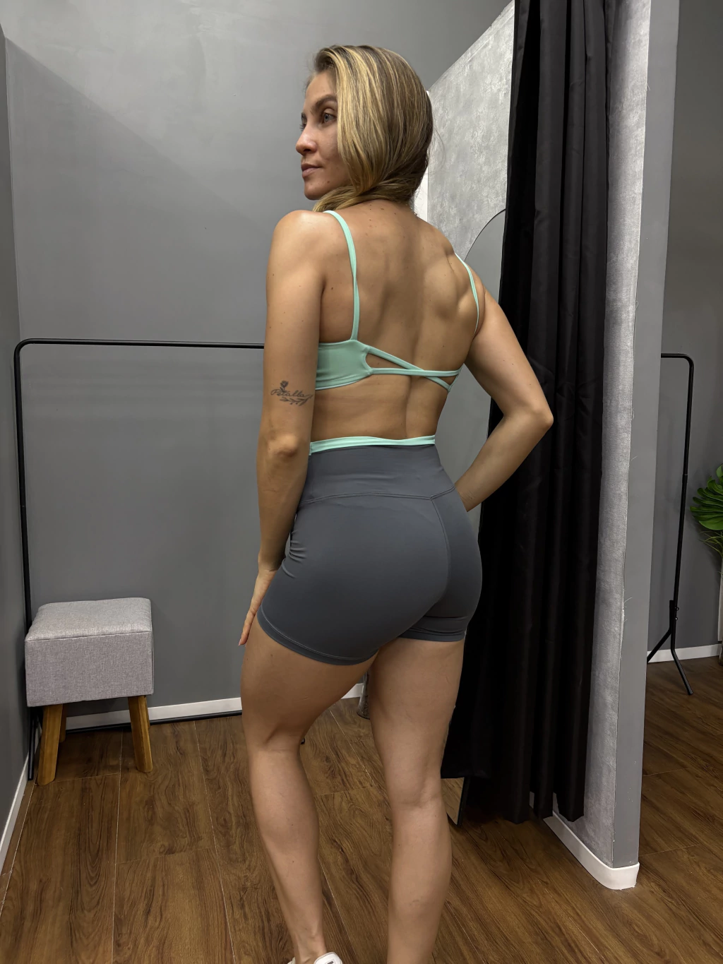 Top Urban Verde Água - Image 2