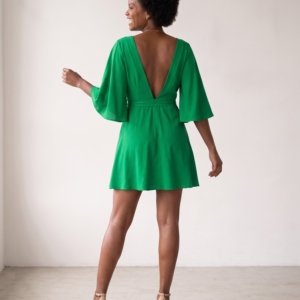 Vestido Aimê Verde Bandeira costas